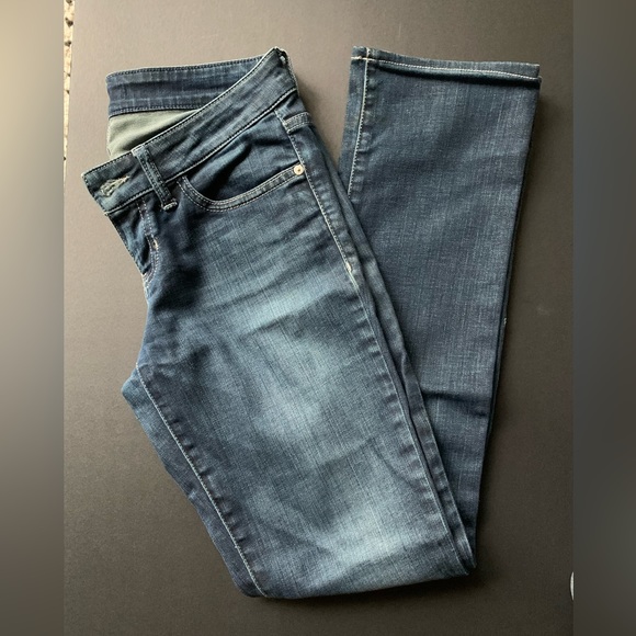 Guess straight leg jeans - Picture 7 of 7